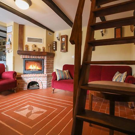 Country House With A Pool In Medvednica Nature Park Zagreb Ngoại thất bức ảnh