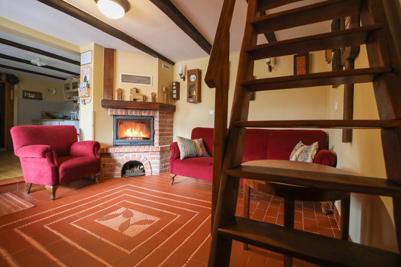 Country House With A Pool In Medvednica Nature Park Zagreb Ngoại thất bức ảnh