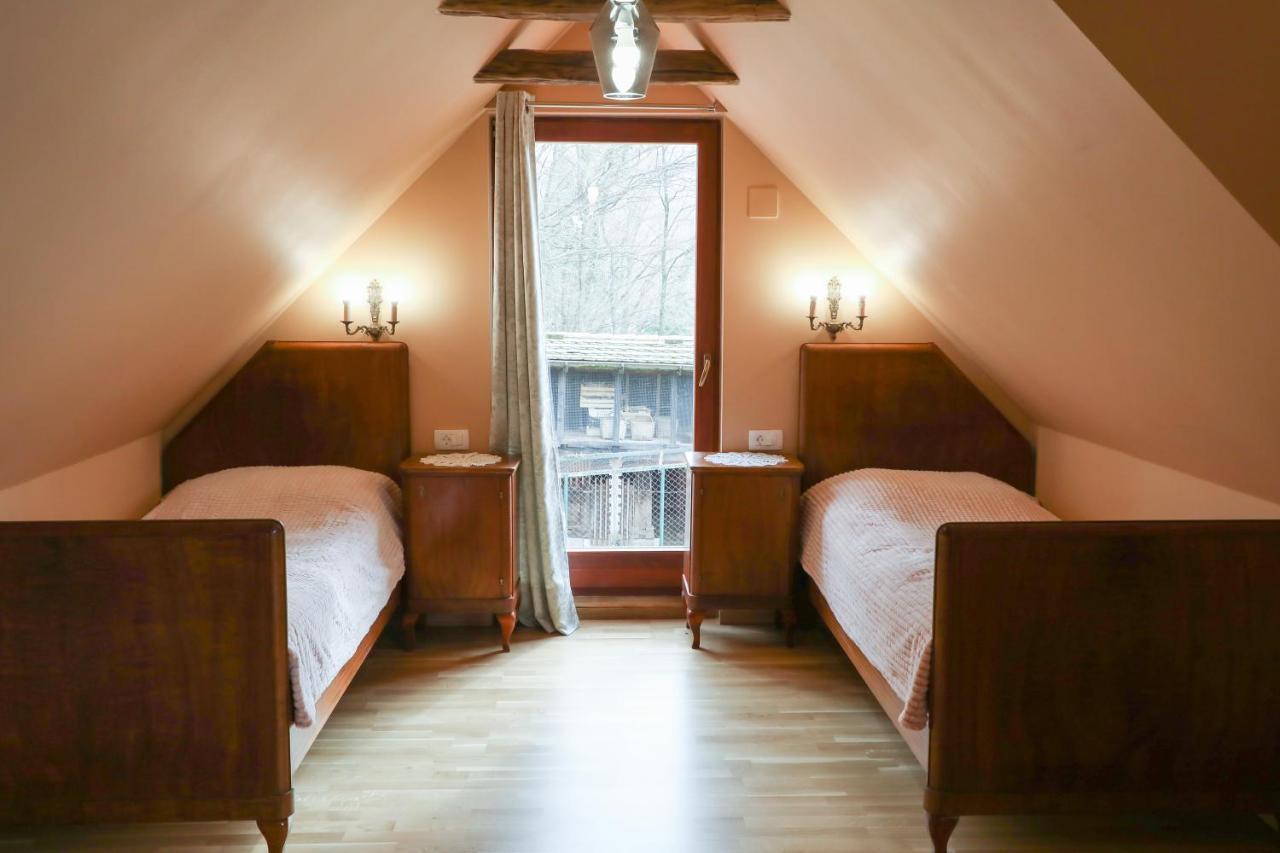 Country House With A Pool In Medvednica Nature Park Zagreb Ngoại thất bức ảnh