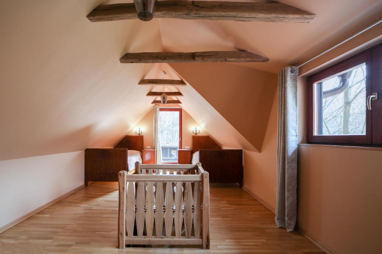 Country House With A Pool In Medvednica Nature Park Zagreb Ngoại thất bức ảnh