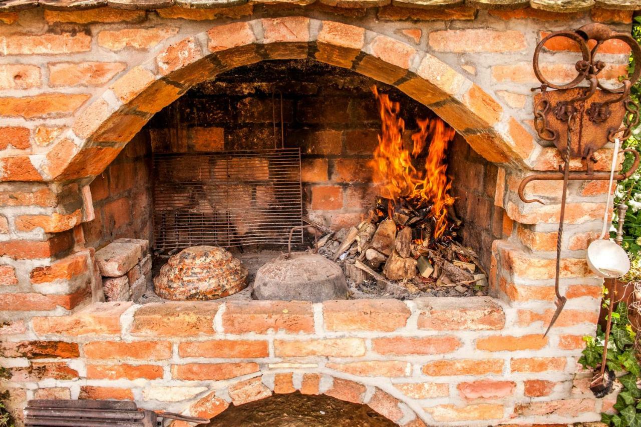 Country House With A Pool In Medvednica Nature Park Zagreb Ngoại thất bức ảnh
