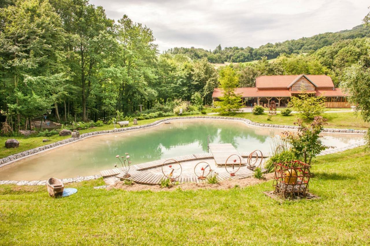 Country House With A Pool In Medvednica Nature Park Zagreb Ngoại thất bức ảnh